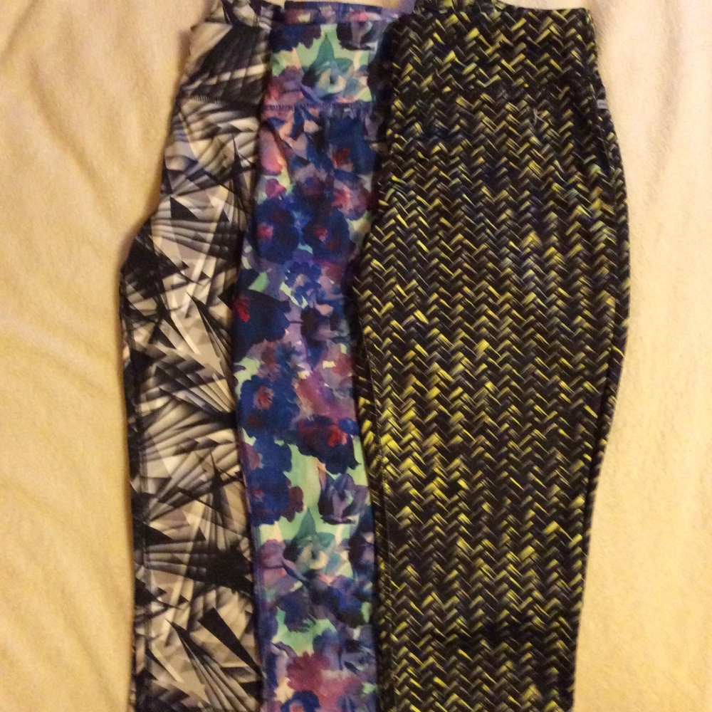 Set of 3 Danskin Now Capri Leggings
